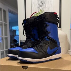 Nike Snowboard boots